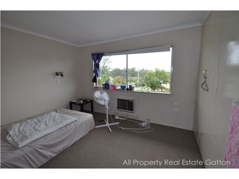 24 Hill Street, Gatton QLD 4343