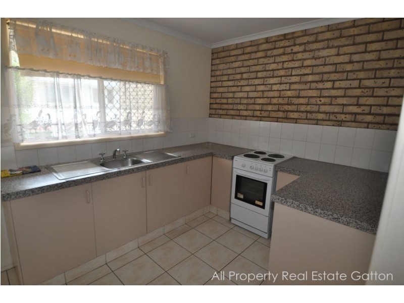 Unit 2, 109 Davey Road (cnr Woodlands Road), Gatton QLD 4343