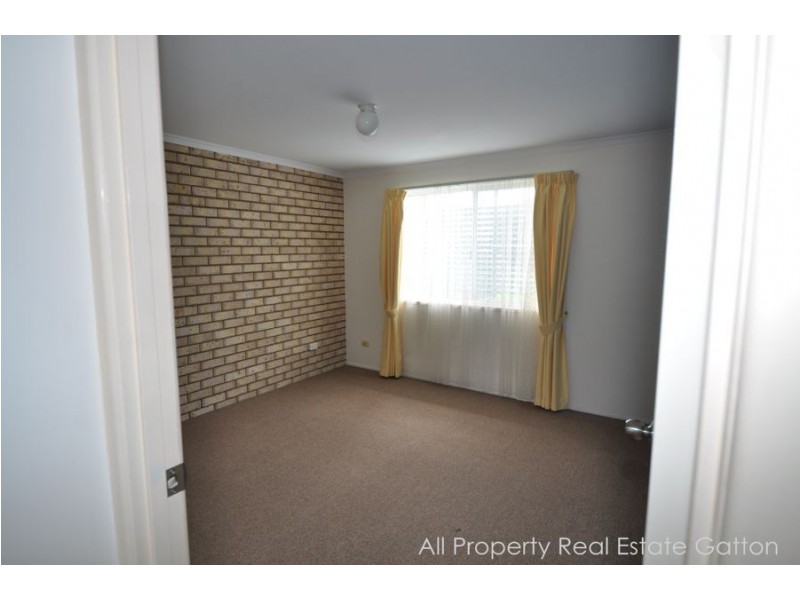 Unit 2, 109 Davey Road (cnr Woodlands Road), Gatton QLD 4343