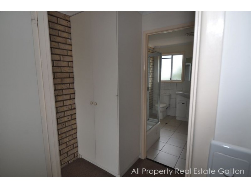 Unit 2, 109 Davey Road (cnr Woodlands Road), Gatton QLD 4343
