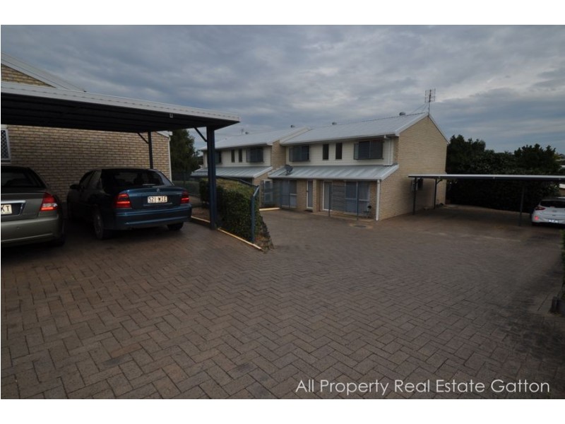 Unit 2, 109 Davey Road (cnr Woodlands Road), Gatton QLD 4343