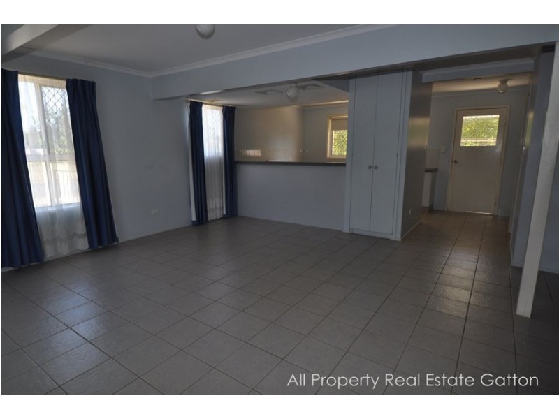3/109 Davey Road, Gatton QLD 4343