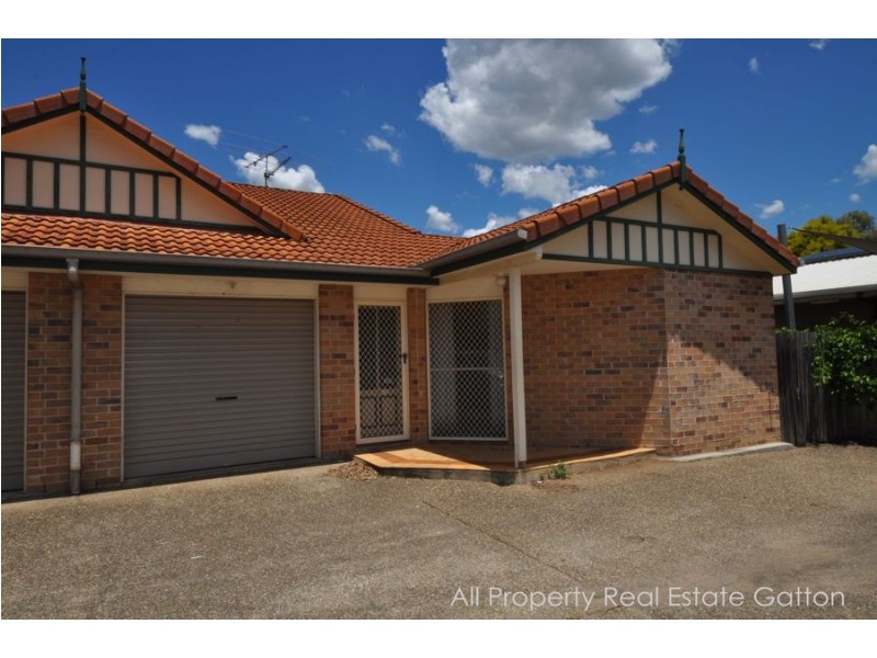 4/8 East Street, Gatton QLD 4343