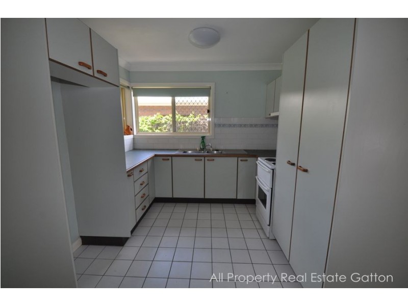 4/8 East Street, Gatton QLD 4343