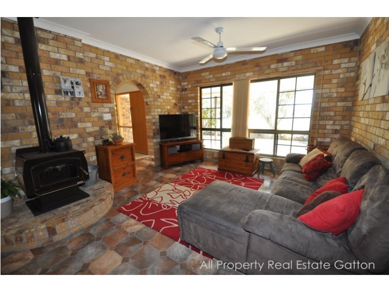34 Seilers Road, Lake Clarendon QLD 4343