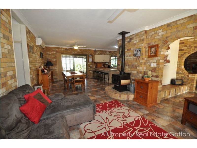 34 Seilers Road, Lake Clarendon QLD 4343