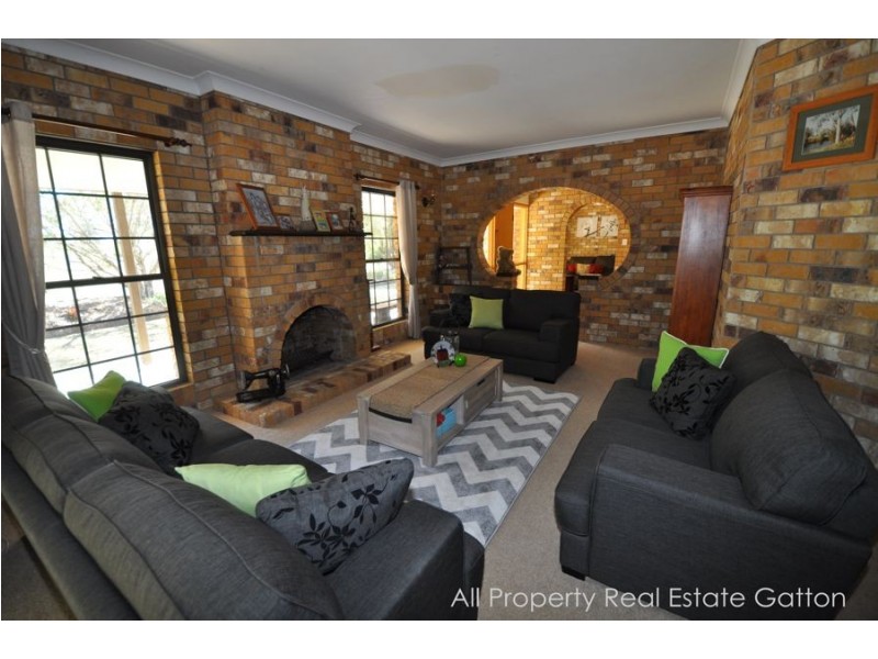 34 Seilers Road, Lake Clarendon QLD 4343