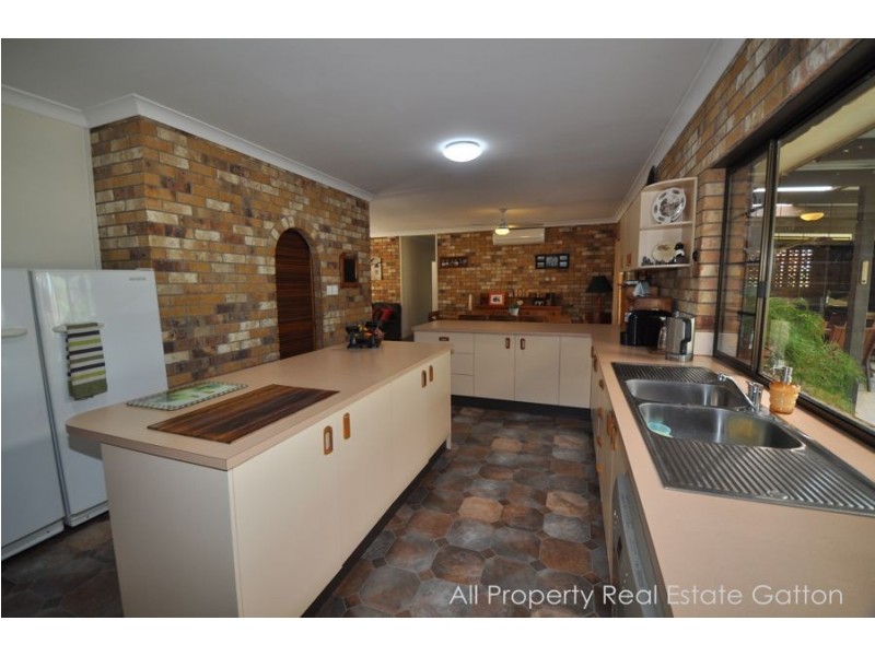 34 Seilers Road, Lake Clarendon QLD 4343