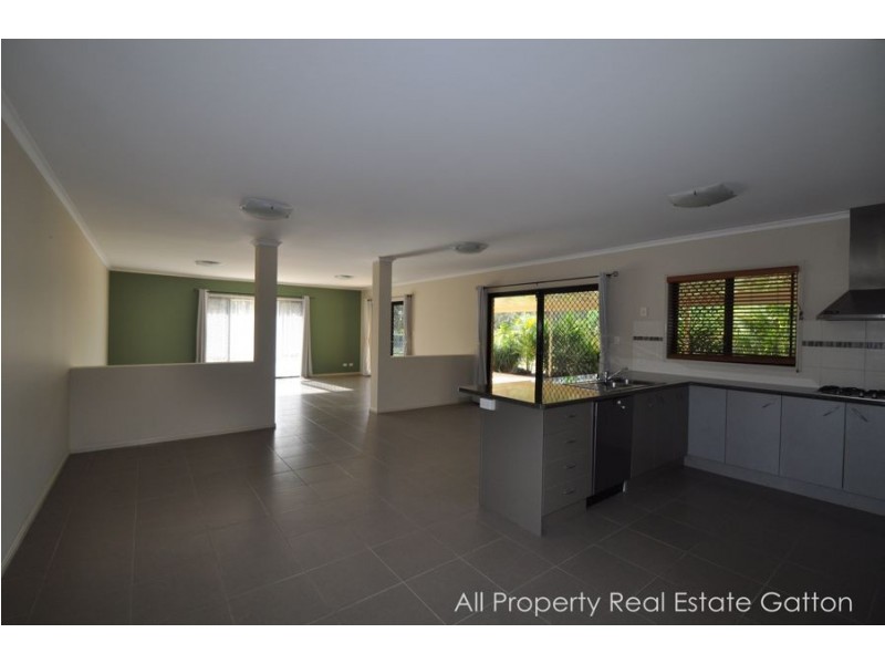 6 Spotted Gum Road, Gatton QLD 4343