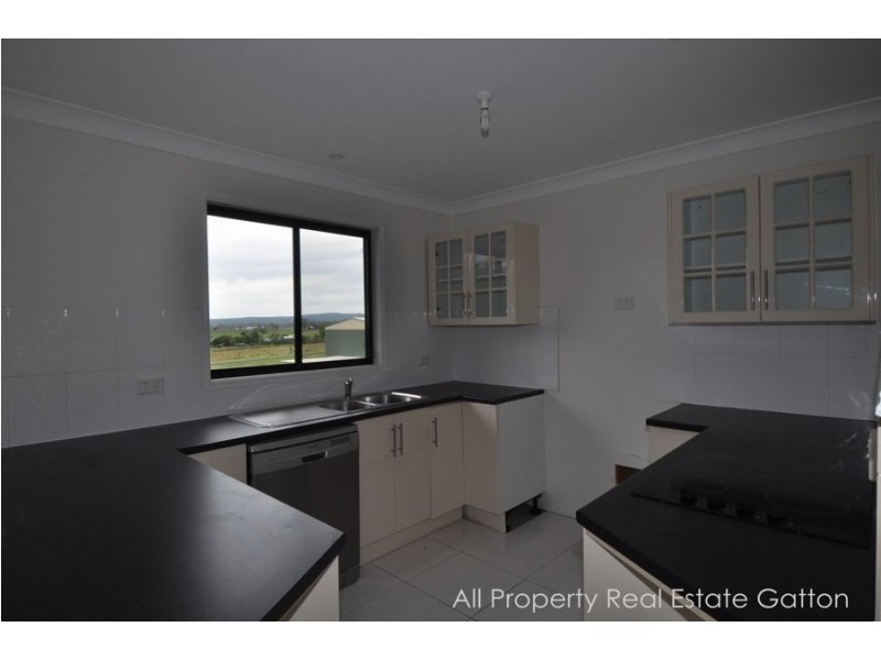 22 Continental Court, Gatton QLD 4343