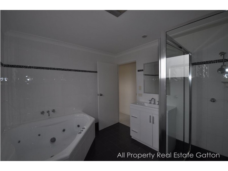 22 Continental Court, Gatton QLD 4343