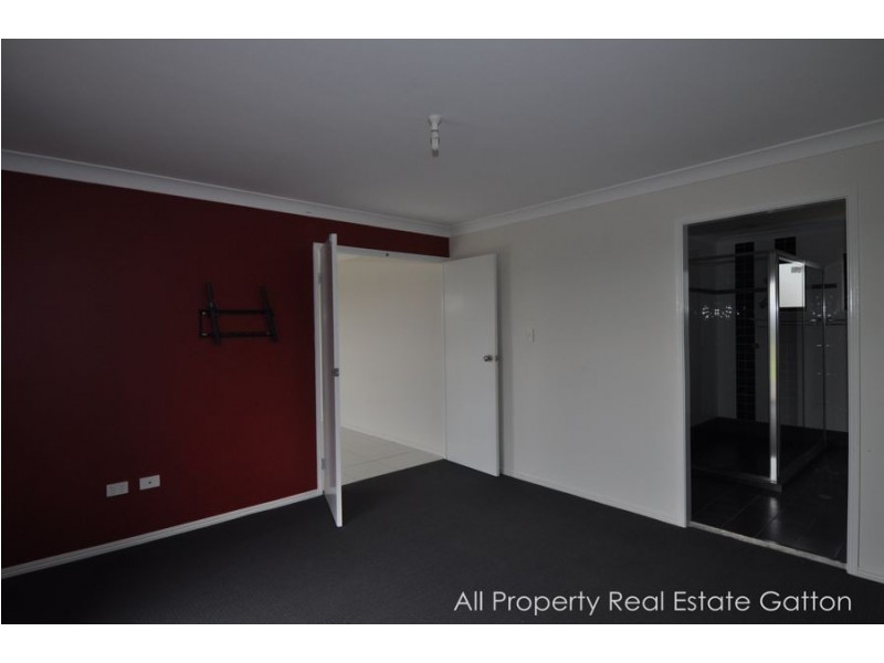 22 Continental Court, Gatton QLD 4343