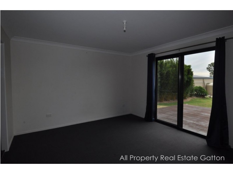 22 Continental Court, Gatton QLD 4343