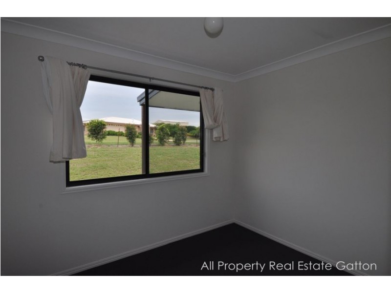 22 Continental Court, Gatton QLD 4343