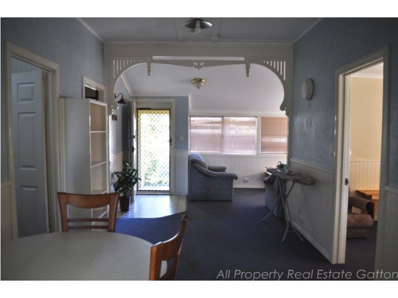 16 Strong Street, Gatton QLD 4343