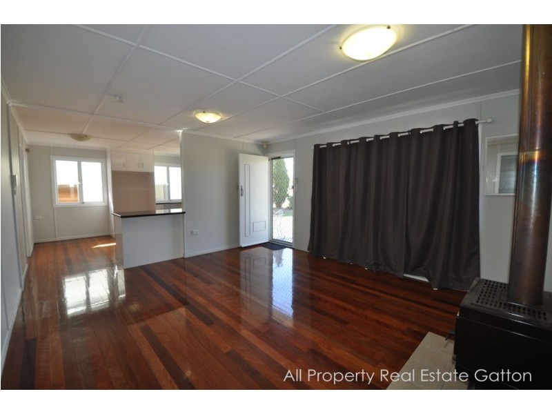 15 Bauhinia Street, Gatton QLD 4343