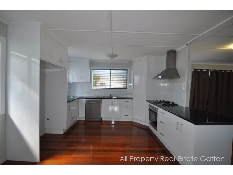 15 Bauhinia Street, Gatton QLD 4343