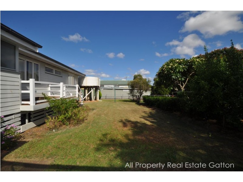 15 Bauhinia Street, Gatton QLD 4343