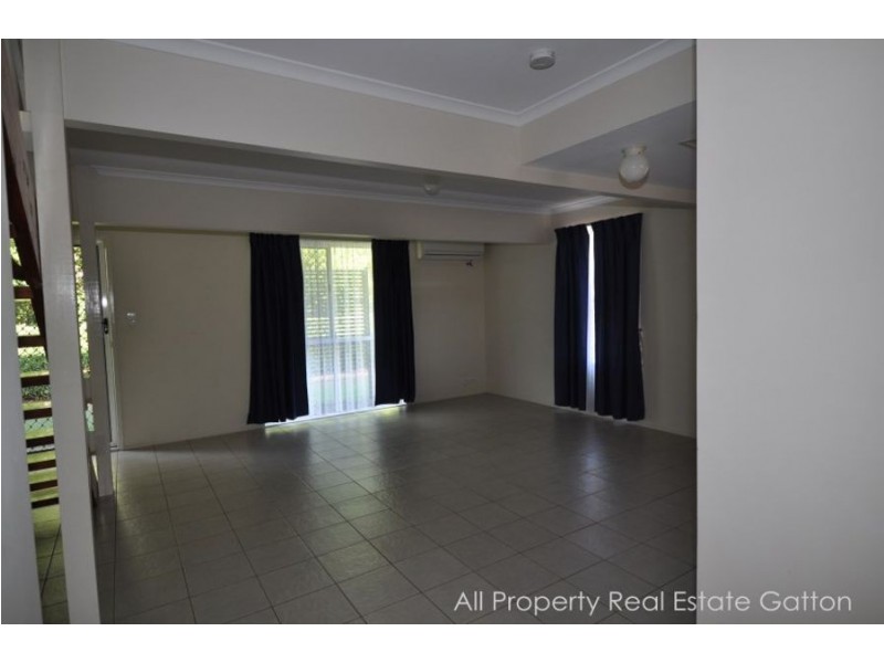 4 109 Davey Road, Gatton QLD 4343