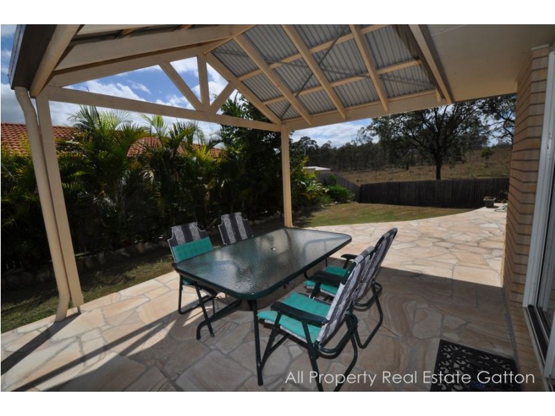37 Davis Crescent, Gatton QLD 4343
