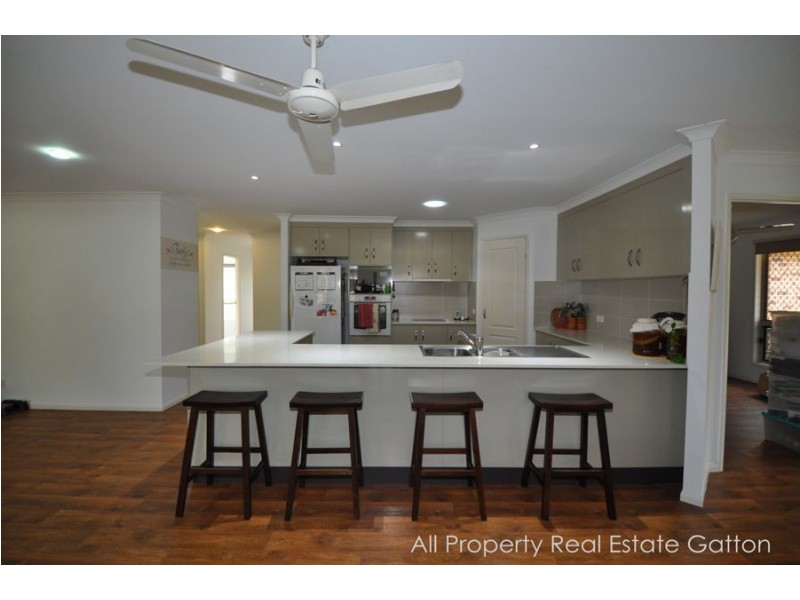 16 Kurrajong Road, Gatton QLD 4343