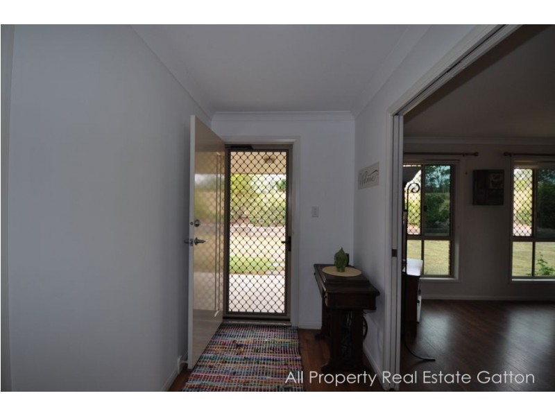 16 Kurrajong Road, Gatton QLD 4343