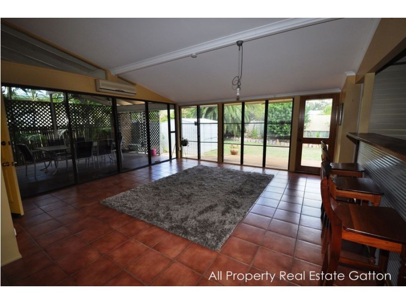 22 Fitzroy Street, Gatton QLD 4343