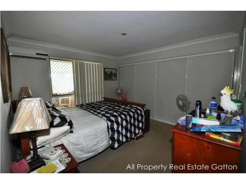 5 Bourke Street, Adare QLD 4343