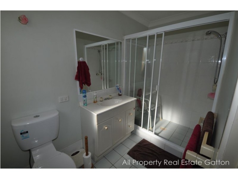 29 Kelly Road, Spring Creek QLD 4343