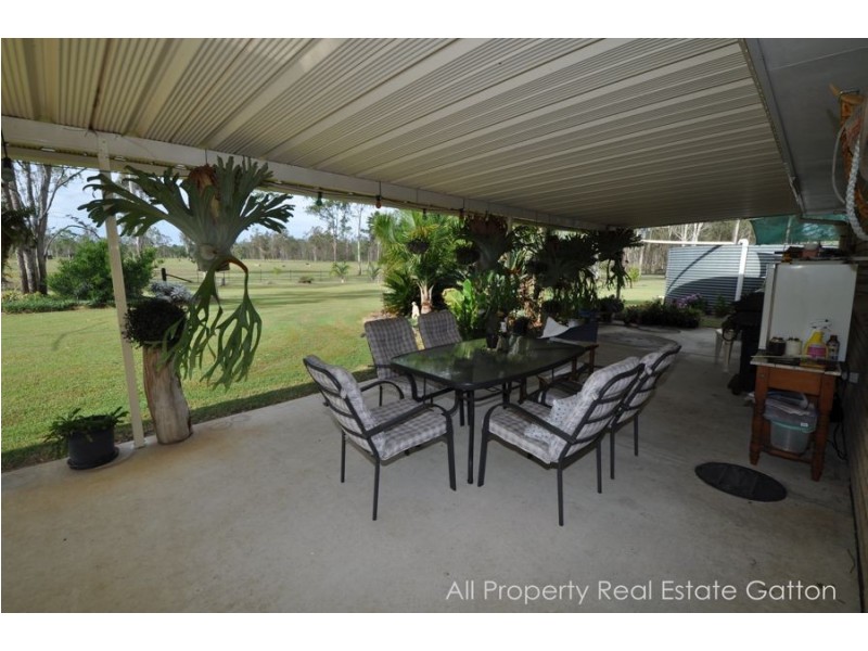 29 Kelly Road, Spring Creek QLD 4343