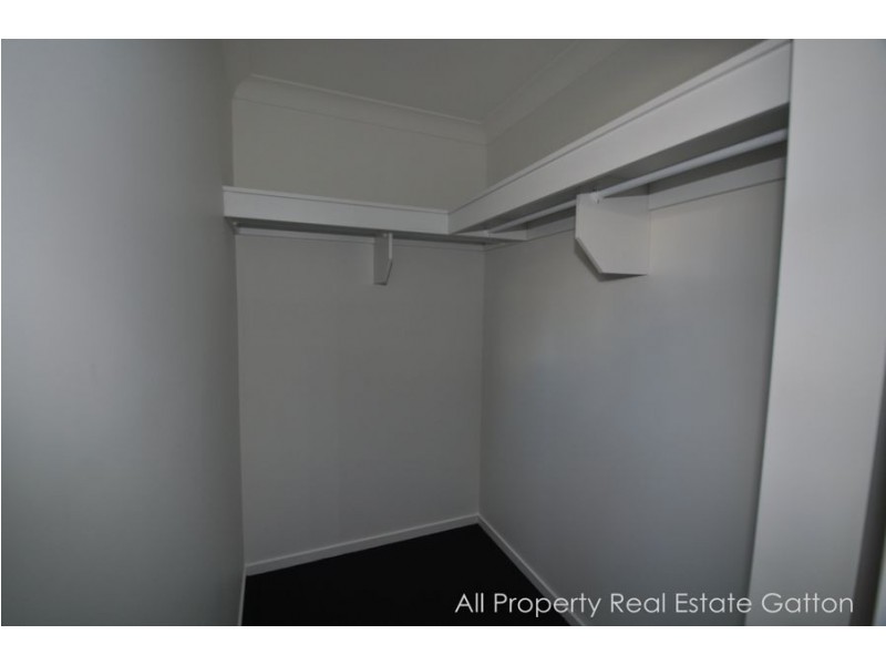 55 Highview Avenue, Gatton QLD 4343