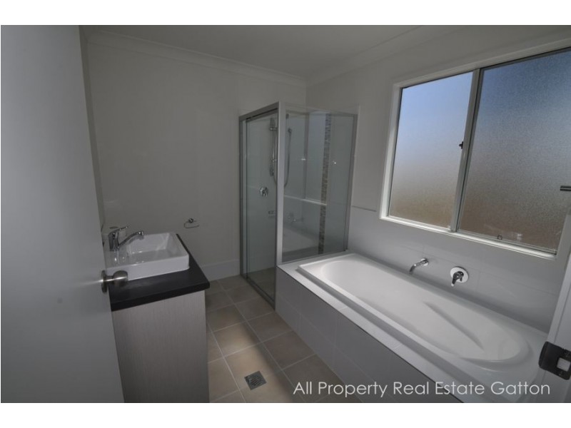 55 Highview Avenue, Gatton QLD 4343