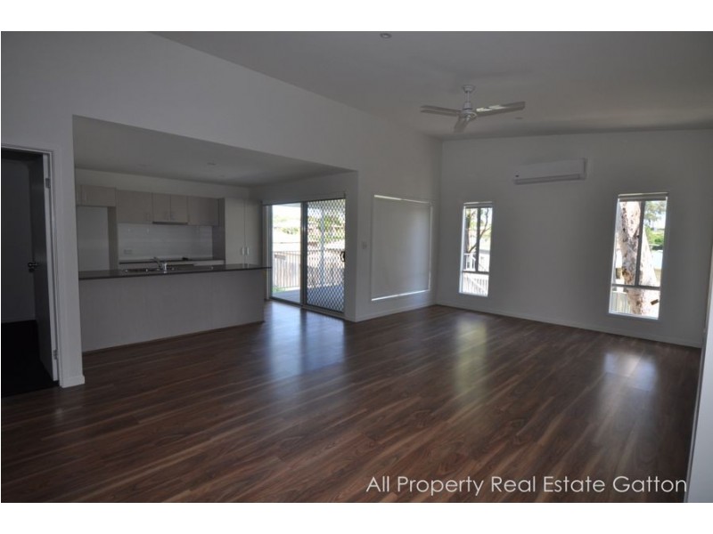 55 Highview Avenue, Gatton QLD 4343