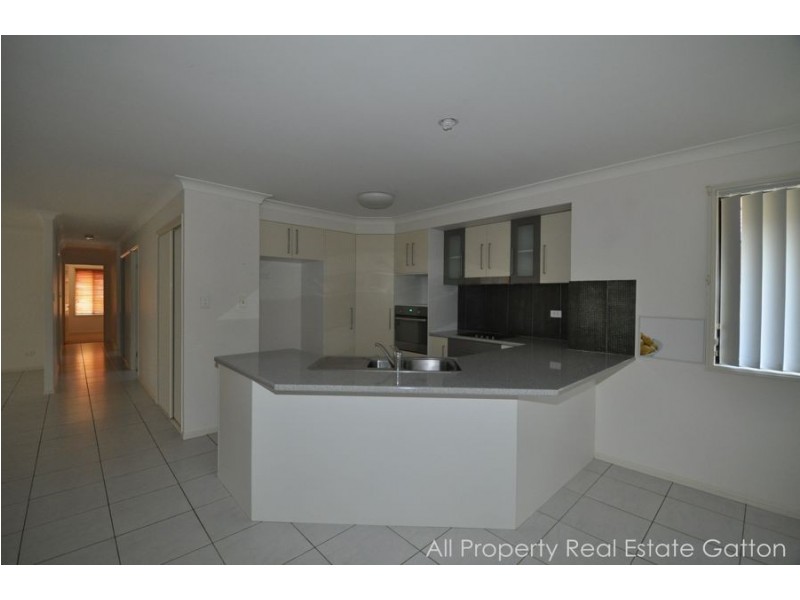39 Rogers Drive, Gatton QLD 4343