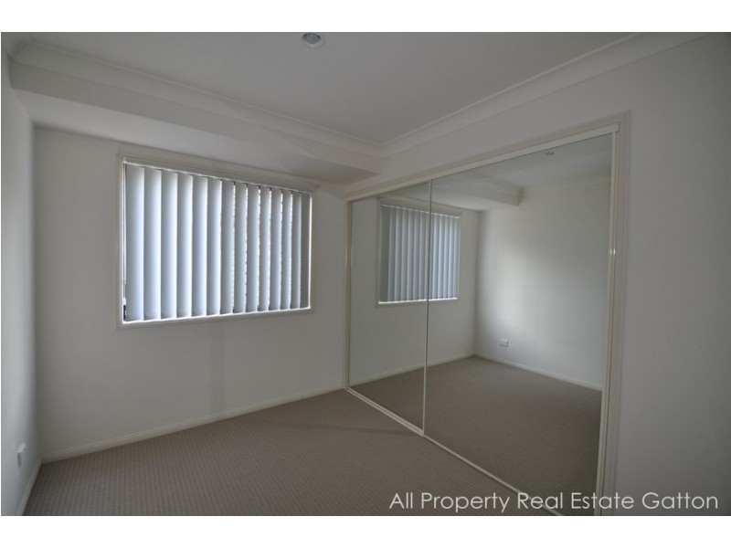 39 Rogers Drive, Gatton QLD 4343