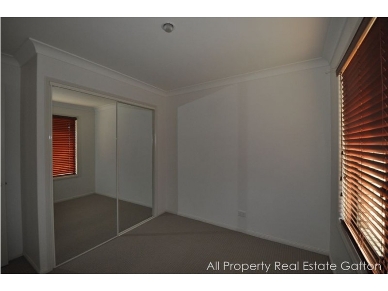 39 Rogers Drive, Gatton QLD 4343