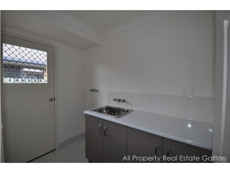 39 Rogers Drive, Gatton QLD 4343