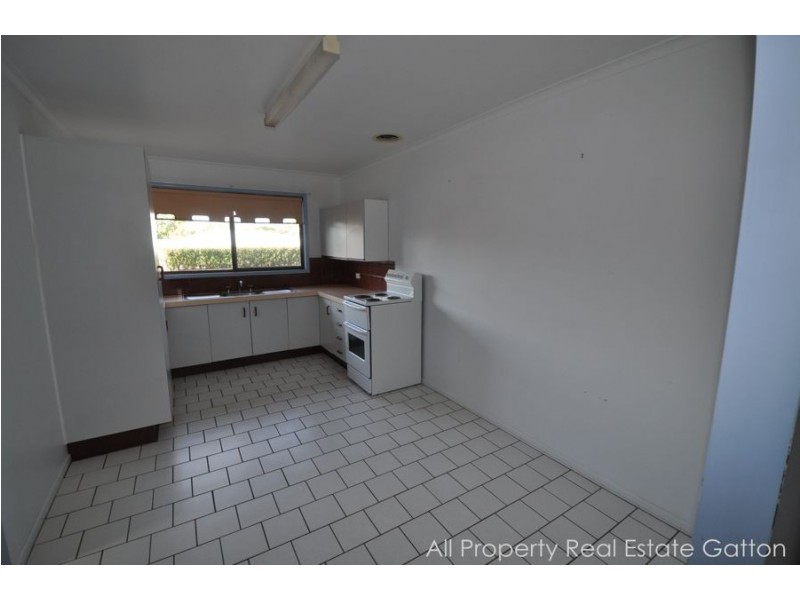 Unit 2/1 McKay Street, Gatton QLD 4343