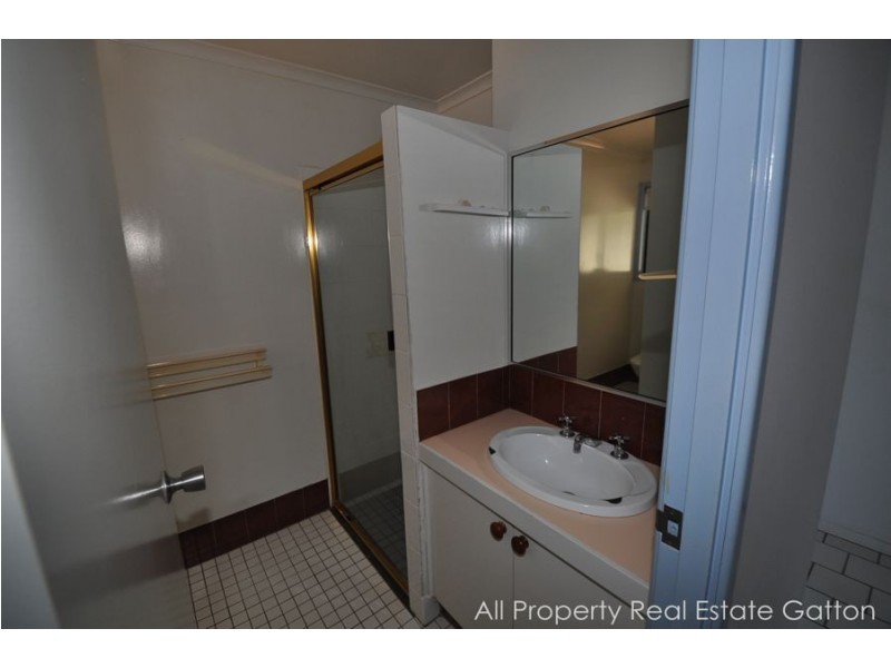 Unit 2/1 McKay Street, Gatton QLD 4343