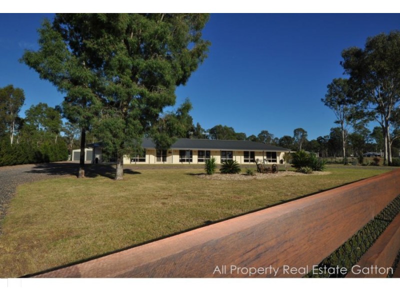 15 Legend Drive, Adare QLD 4343