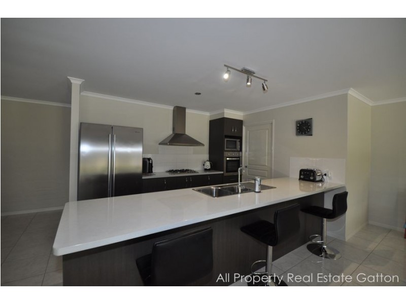 15 Legend Drive, Adare QLD 4343