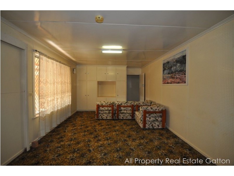 30 Whittle Street, Gatton QLD 4343