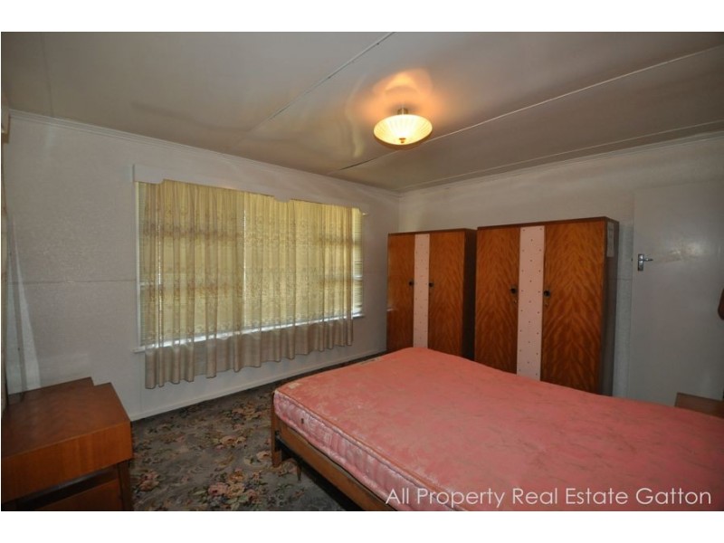 30 Whittle Street, Gatton QLD 4343