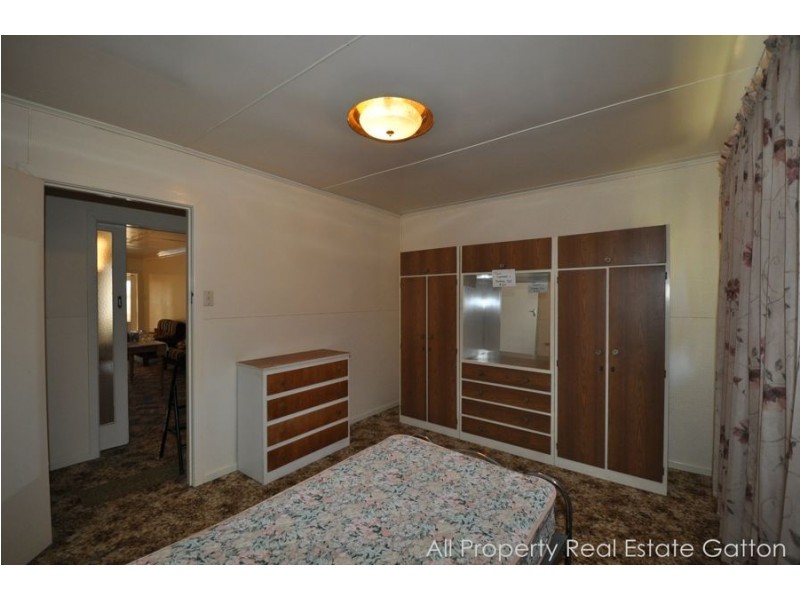 30 Whittle Street, Gatton QLD 4343