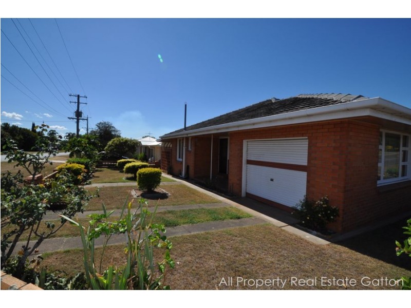 30 Whittle Street, Gatton QLD 4343