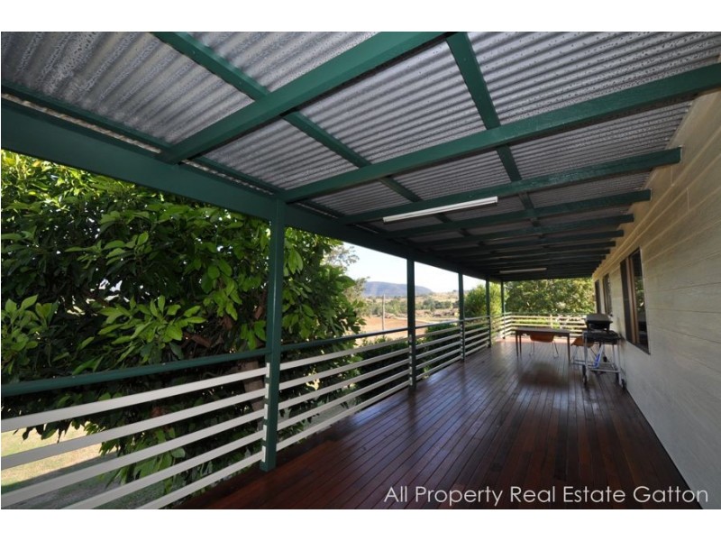 138 Topps Road, Flagstone Creek QLD 4344
