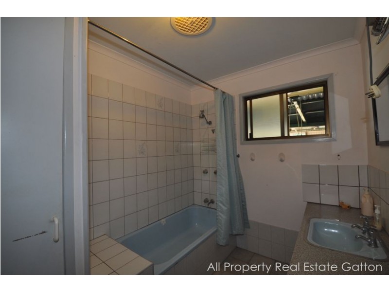 138 Topps Road, Flagstone Creek QLD 4344