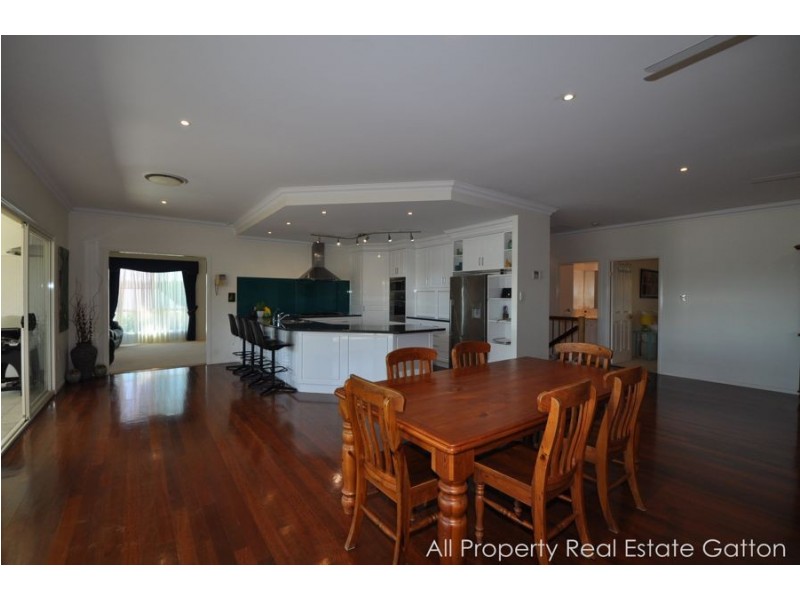 10 Rogers Drive, Gatton QLD 4343