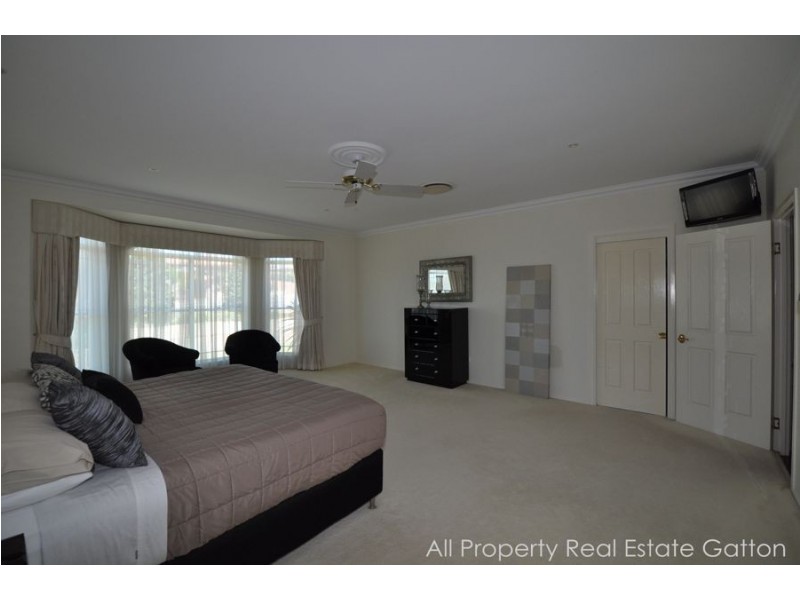 10 Rogers Drive, Gatton QLD 4343