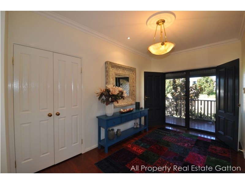 10 Rogers Drive, Gatton QLD 4343